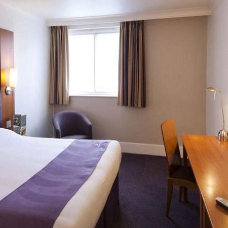 Premier Inn Nottingham Arena ภายนอก รูปภาพ