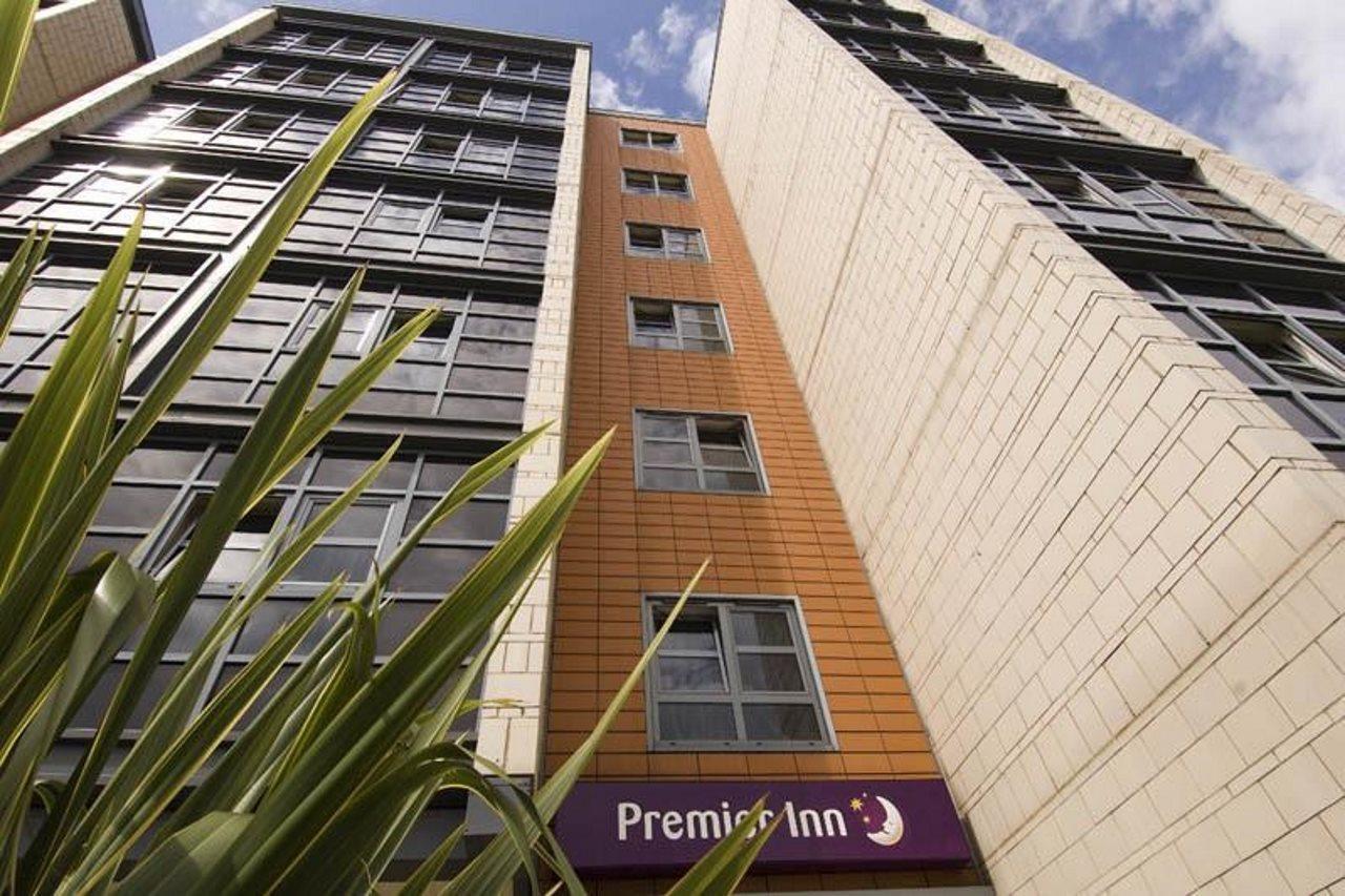 Premier Inn Nottingham Arena ภายนอก รูปภาพ