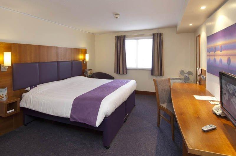 Premier Inn Nottingham Arena ภายนอก รูปภาพ